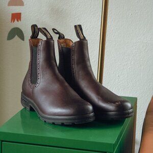 Blundstone Shiraz boots US 9.5 Women/AU 6.5/UK 41 *BRAND NEW*